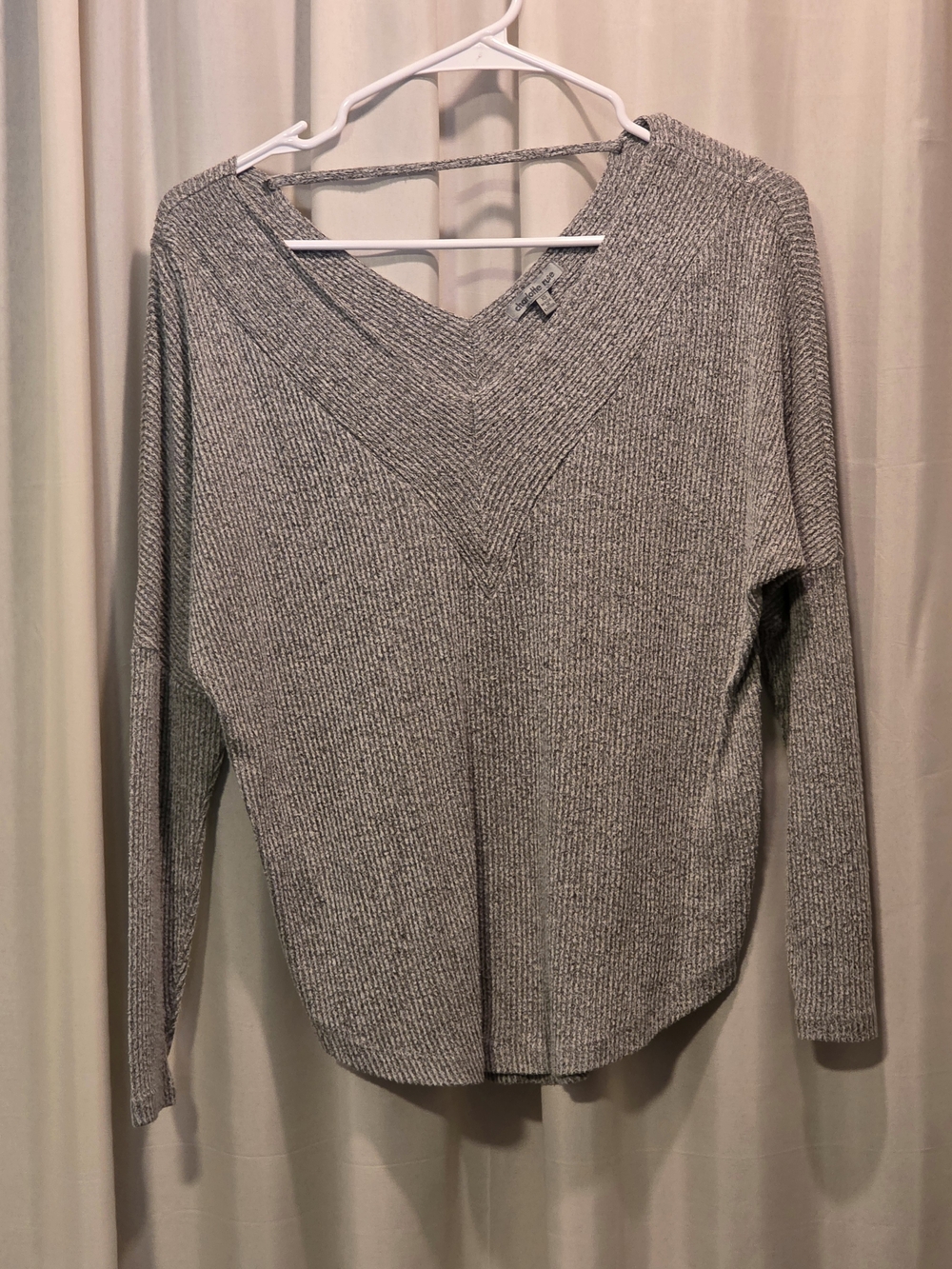 Charlotte Russe Gray Ribbed V-Neck Sweater Top